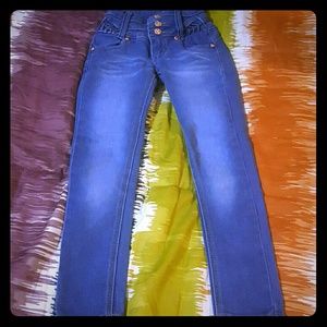 Light blue hightops jeans